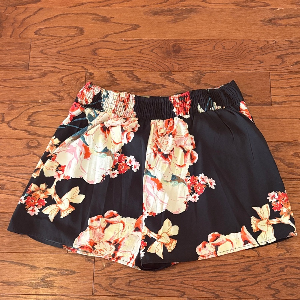 Band of Gypsies Black Floral Shorts